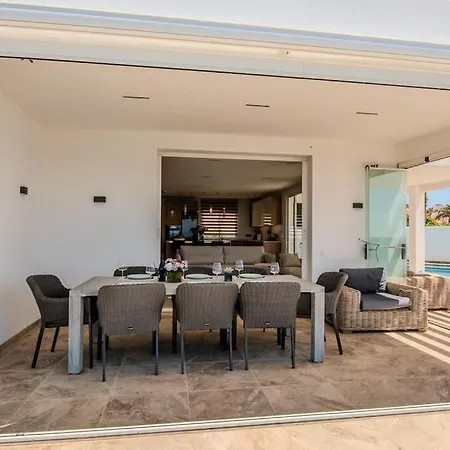 Bianca فيلة كالاو سالفاجي