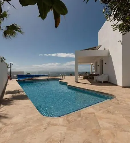 Villa Bianca Callao Salvaje