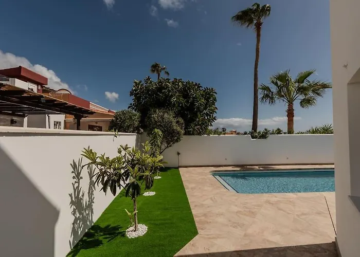 Bianca Villa Callao Salvaje