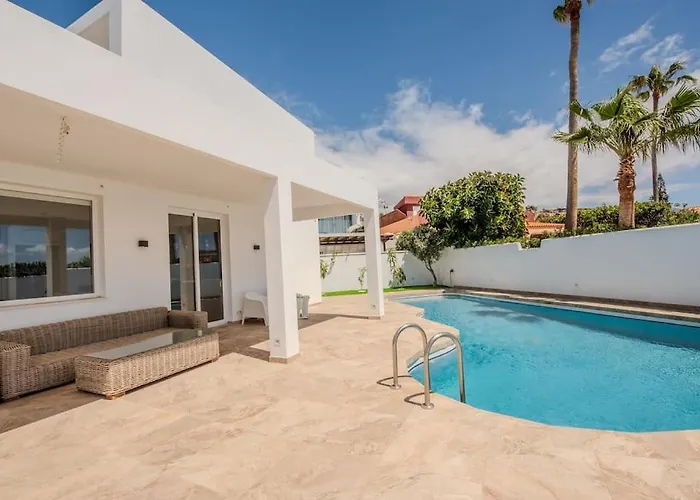 Villa Bianca Callao Salvaje