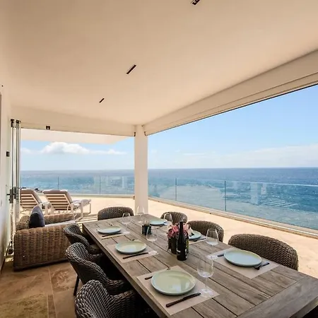 Villa Bianca Callao Salvaje