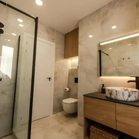 Bianca Villa Callao Salvaje