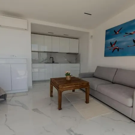 Bianca Villa